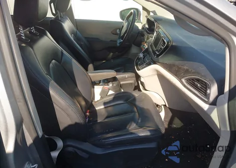 2018 Chrysler Pacifica Touring L из США, поврежденный, VIN 2C4RC1BG0JR110651